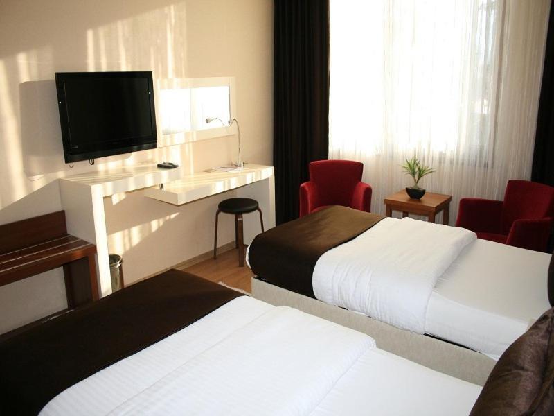 Gosterisli Otel Duzce Eksteriør billede